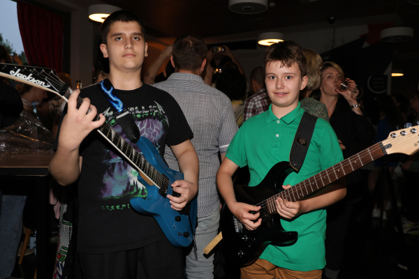 Guitar Group Lessons
